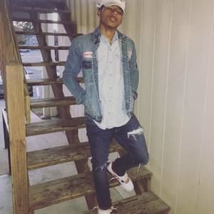 Meet your Posher, Keron